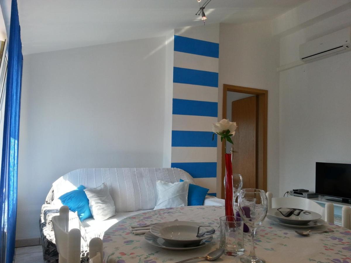 Apartmani Elena Malinska Zewnętrze zdjęcie