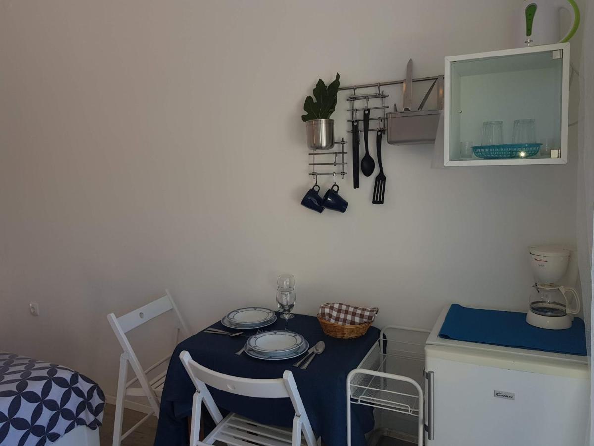 Apartmani Elena Malinska Zewnętrze zdjęcie
